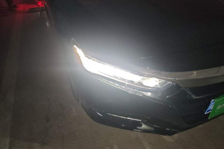 Used Honda Accord 2018 260TURBO Luxury Edition China VI Right Front Headlight