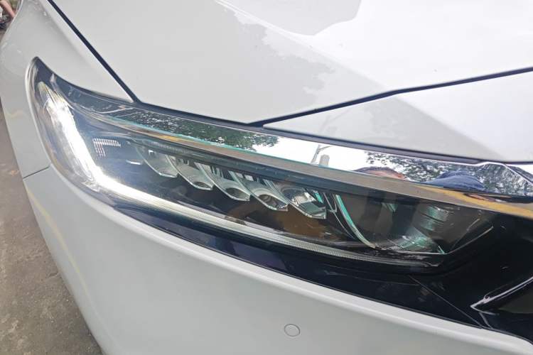 Used Honda Accord 2018 260TURBO Elite Edition China VI Right Front Headlight