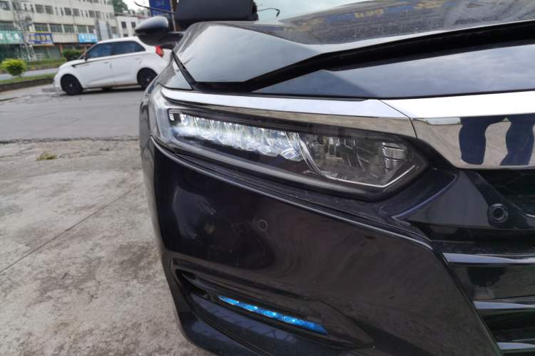 Used Honda Accord 2018 260TURBO Luxury Edition China V Emission Standard Right Front Headlight