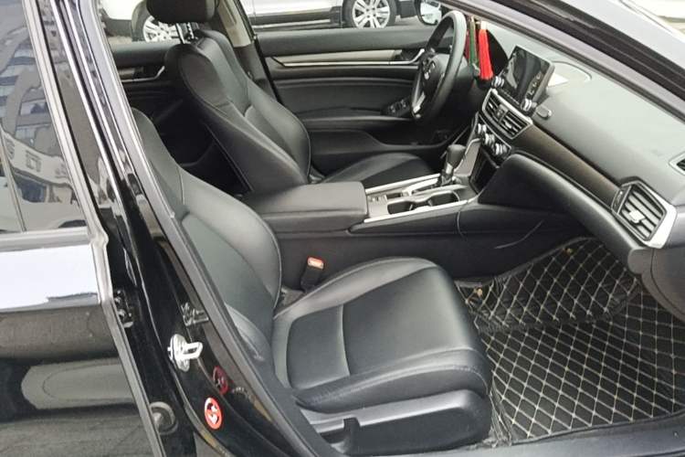 Used Honda Accord 2018 230TURBO Comfort Edition China VI Emission Standard Right Front Seat