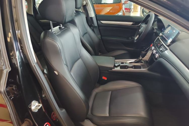 Used Honda Accord 2018 260TURBO Elite Edition China V Right Front Seat