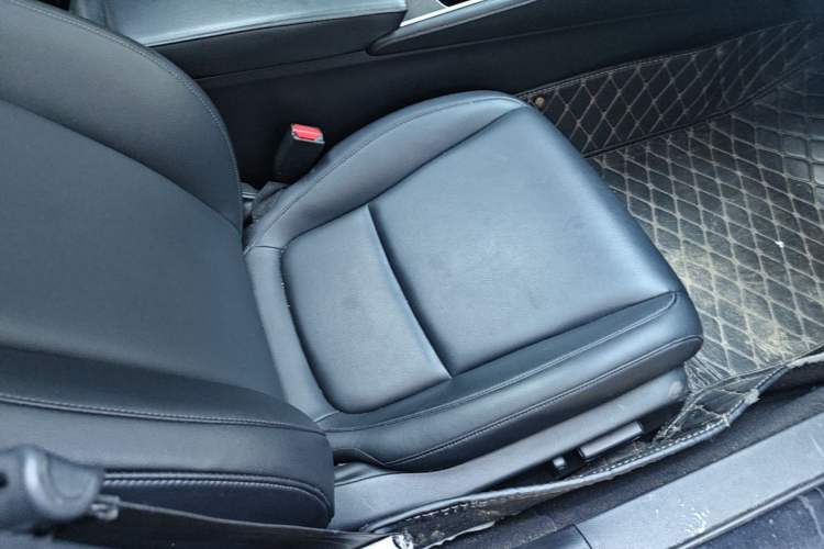 Used Honda Accord 2018 260TURBO Elite Edition China VI Right Front Seat
