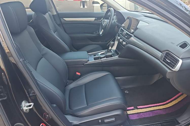 Used Honda Accord 2018 260TURBO Elite Edition China VI Right Front Seat