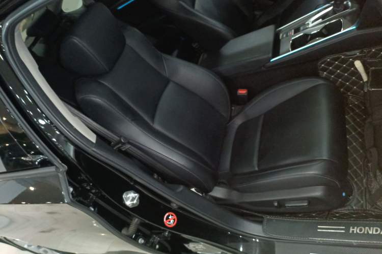 Used Honda Accord 2018 260TURBO Elite Edition China VI Right Front Seat