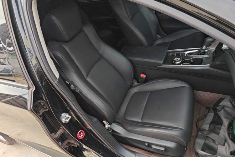 Used Honda Accord 2018 260TURBO Luxury Edition China V Emission Standard Right Front Seat