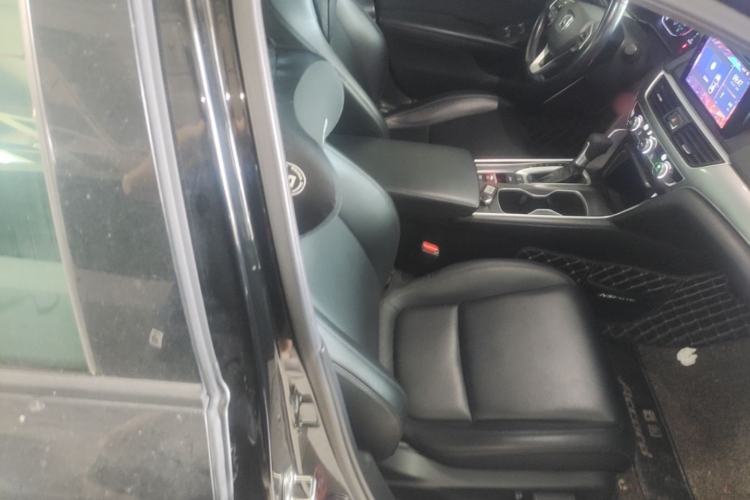 Used Honda Accord 2018 260TURBO Luxury Edition China VI Right Front Seat