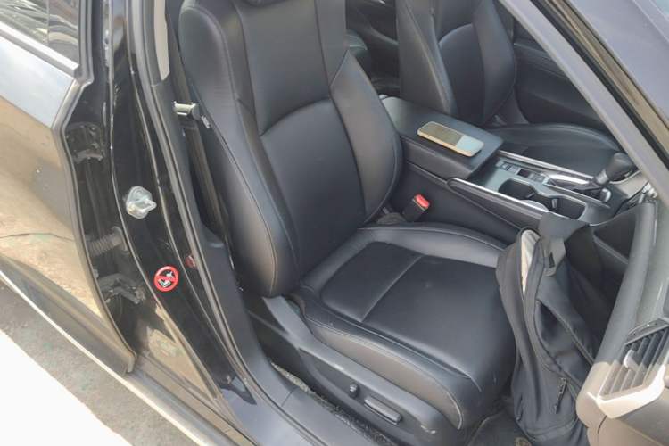 Used Honda Accord 2018 260TURBO Elite Edition China VI Right Front Seat