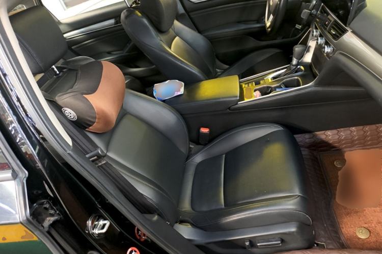 Used Honda Accord 2018 260TURBO Elite Edition China V Right Front Seat
