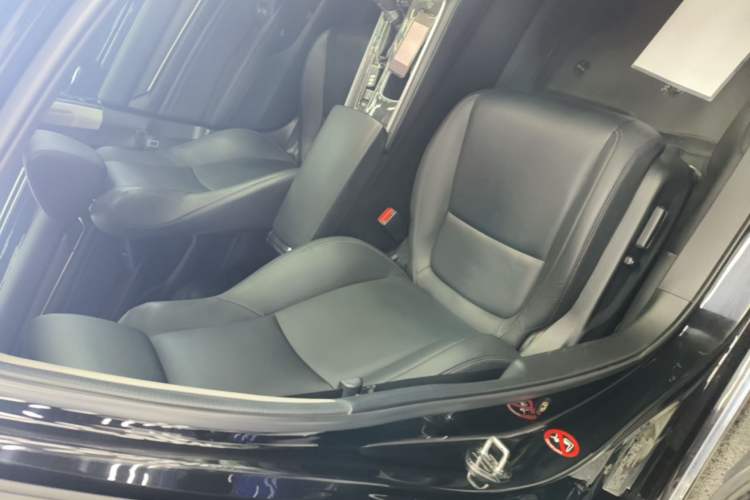 Used Honda Accord 2018 260TURBO Luxury Edition China VI Right Front Seat
