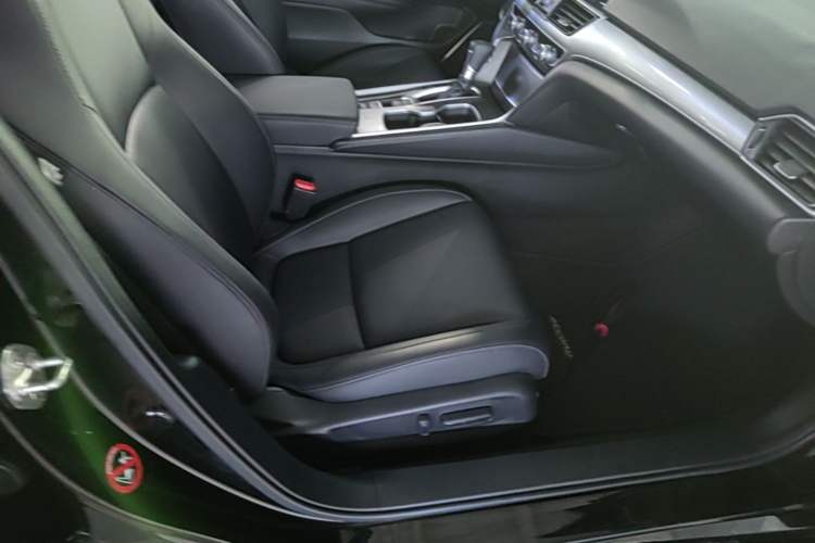 Used Honda Accord 2018 260TURBO Elite Edition China VI Right Front Seat