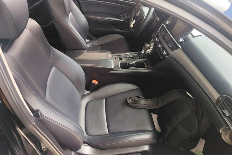 Used Honda Accord 2018 260TURBO Luxury Edition China V Emission Standard Right Front Seat