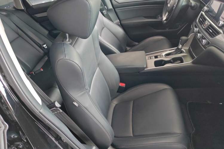 Used Honda Accord 2018 260TURBO Elite Edition China VI Right Front Seat