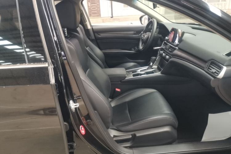 Used Honda Accord 2018 230TURBO Comfort Version National V Right Front Seat