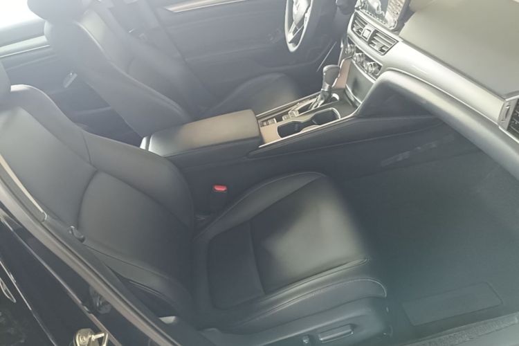 Used Honda Accord 2018 260TURBO Elite Edition China V Right Front Seat