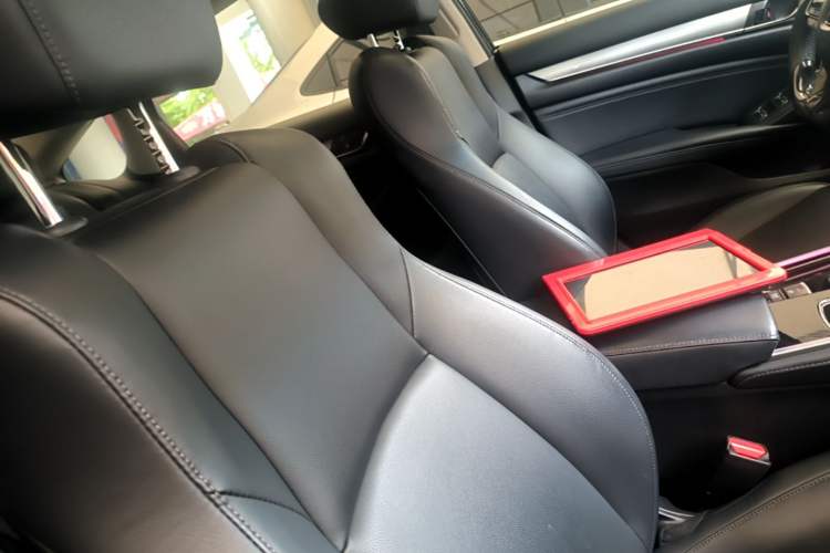 Used Honda Accord 2018 260TURBO Elite Edition China VI Right Front Seat