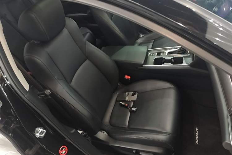 Used Honda Accord 2018 260TURBO Elite Edition China VI Right Front Seat