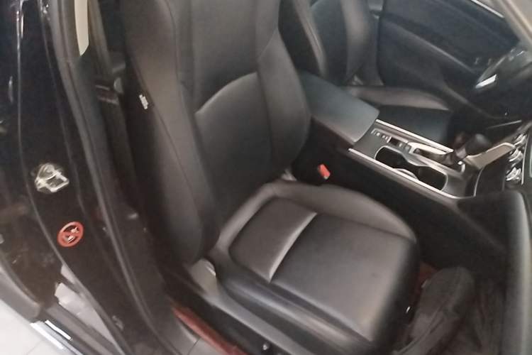 Used Honda Accord 2018 260TURBO Luxury Edition China VI Right Front Seat