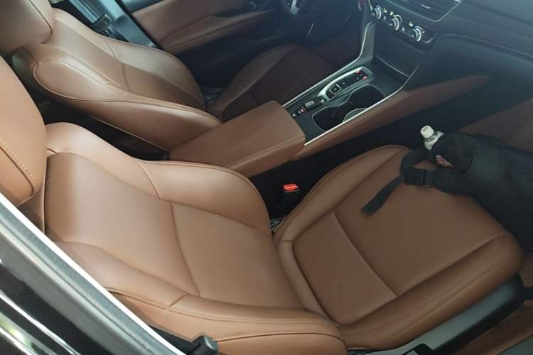 Used Honda Accord 2018 Rui·Hybrid 2.0L Rui Ku Edition China VI Right Front Seat