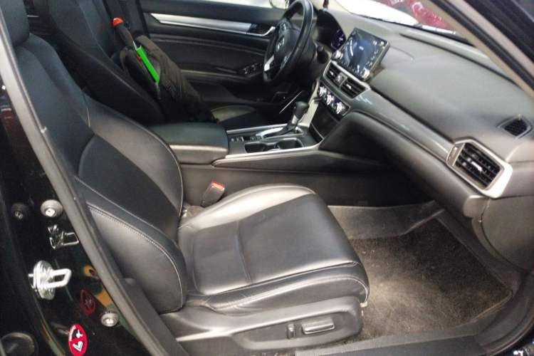 Used Honda Accord 2018 260TURBO Elite Edition China VI Right Front Seat