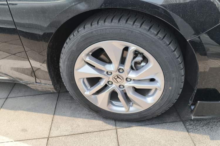 Used Honda Accord 2018 260TURBO Elite Edition China VI Right Front Wheel Hub