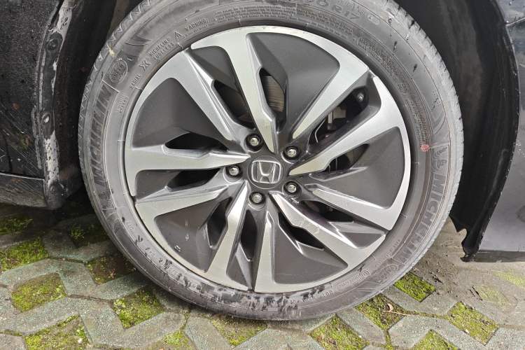 Used Honda Accord 2018 Rui Hybrid 2.0L Rui Ling Edition China VI Right Front Wheel Hub
