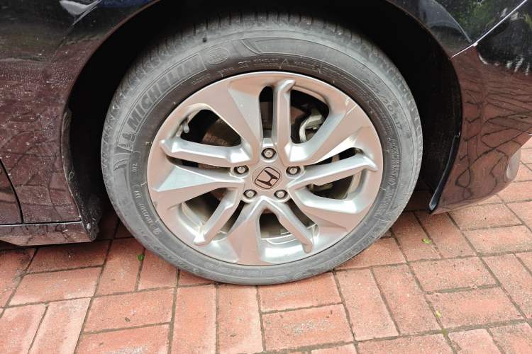 Used Honda Accord 2018 260TURBO Elite Edition China VI Right Front Wheel Hub