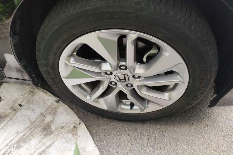 Used Honda Accord 2018 260TURBO Elite Edition China VI Right Front Wheel Hub
