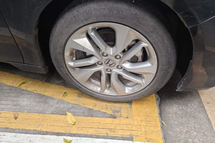 Used Honda Accord 2018 260TURBO Elite Edition China V Right Front Wheel Hub
