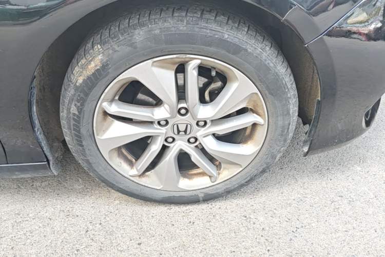 Used Honda Accord 2018 260TURBO Elite Edition China VI Right Front Wheel Hub