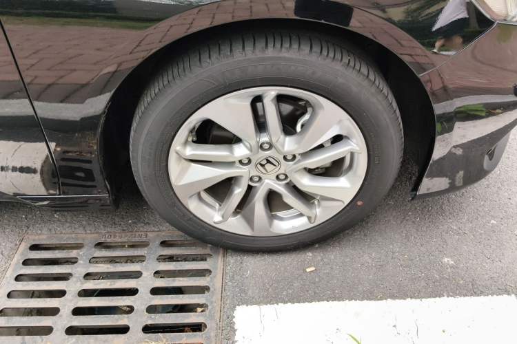Used Honda Accord 2018 260TURBO Elite Edition China V Right Front Wheel Hub