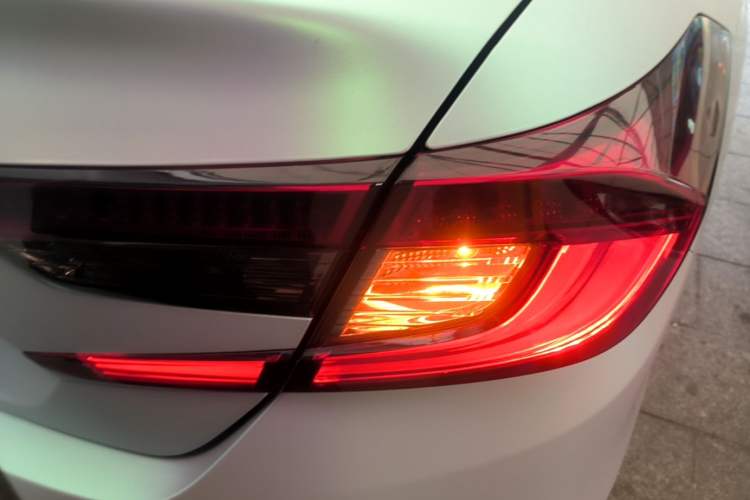 Used Honda Accord 2018 260TURBO Elite Edition China VI Right Rear Taillight