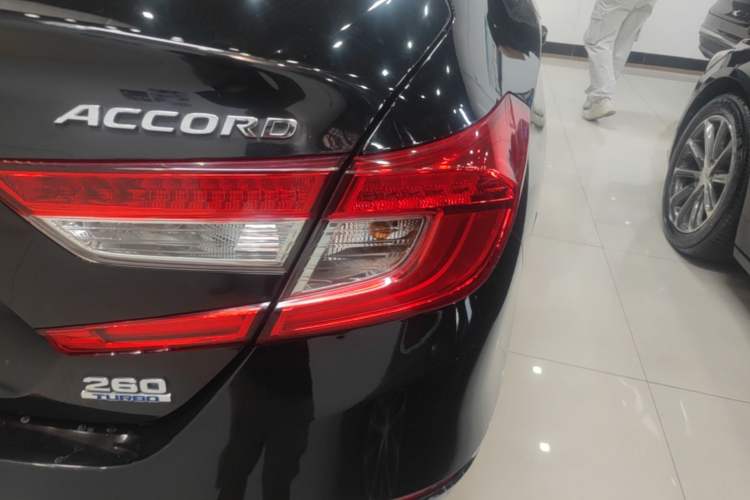 Used Honda Accord 2018 260TURBO Elite Edition China V Right Rear Taillight