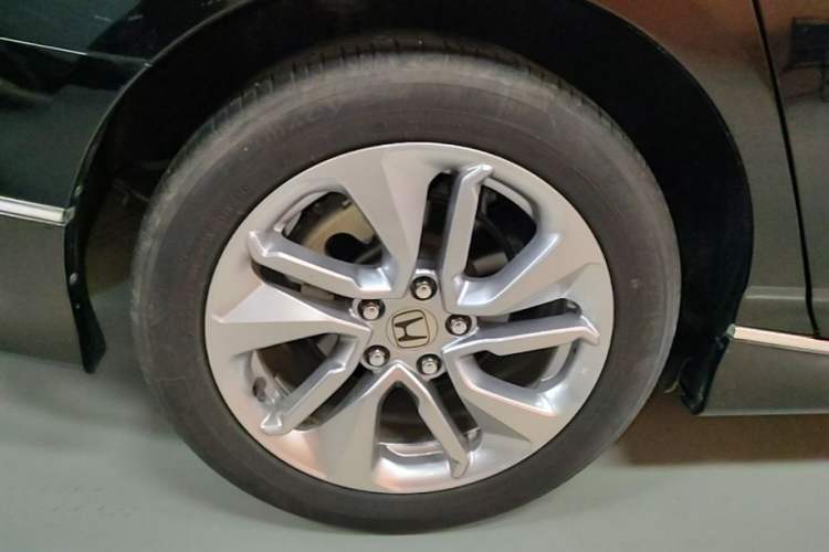Used Honda Accord 2018 260TURBO Luxury Edition China VI Right Rear Wheel Hub