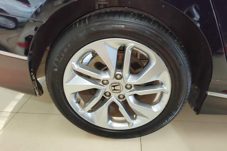 Used Honda Accord 2018 260TURBO Elite Edition China V Right Rear Wheel Hub