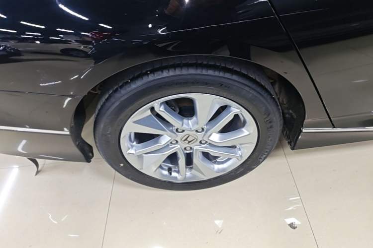 Used Honda Accord 2018 260TURBO Elite Edition China VI Right Rear Wheel Hub