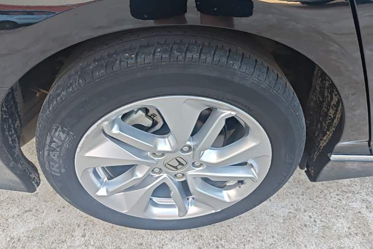 Used Honda Accord 2018 260TURBO Elite Edition China VI Right Rear Wheel Hub