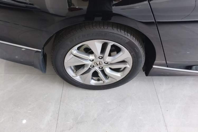 Used Honda Accord 2018 260TURBO Elite Edition China VI Right Rear Wheel Hub