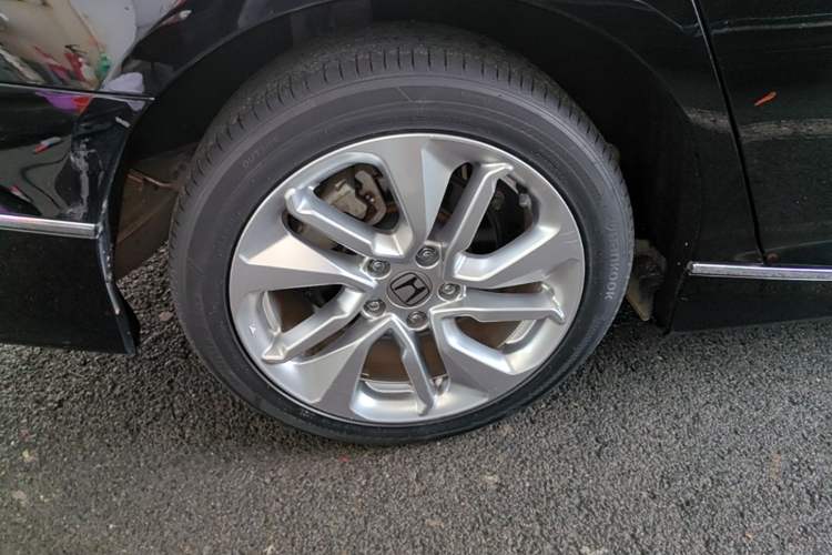 Used Honda Accord 2018 260TURBO Elite Edition China VI Right Rear Wheel Hub