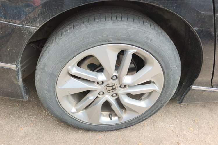 Used Honda Accord 2018 260TURBO Elite Edition China VI Right Rear Wheel Hub