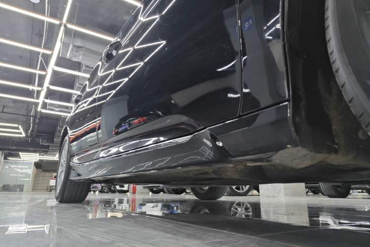 Used Honda Accord 2018 260TURBO Luxury Edition China VI Right Side Sill