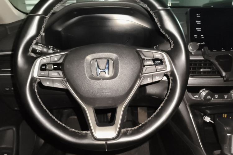 Used Honda Accord 2018 260TURBO Luxury Edition China V Emission Standard Steering Wheel