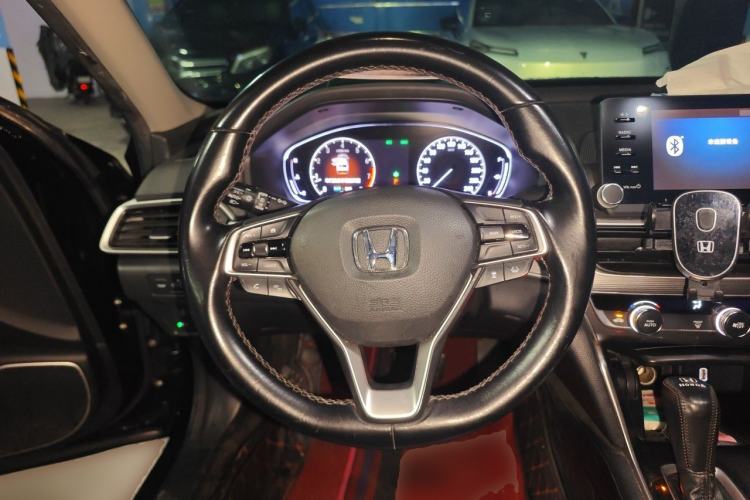 Used Honda Accord 2018 260TURBO Luxury Edition China V Emission Standard Steering Wheel