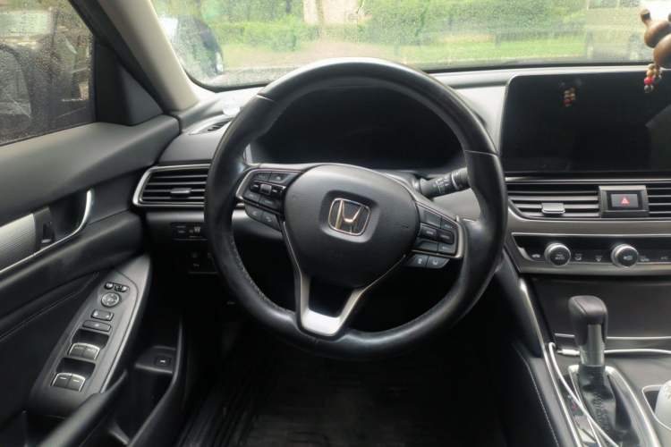 Used Honda Accord 2018 260TURBO Luxury Edition China V Emission Standard Steering Wheel