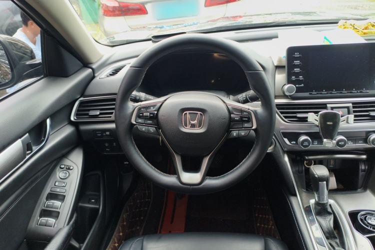 Used Honda Accord 2018 260TURBO Luxury Edition China V Emission Standard Steering Wheel