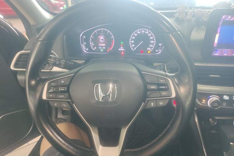 Used Honda Accord 2018 260TURBO Luxury Edition China VI Steering Wheel