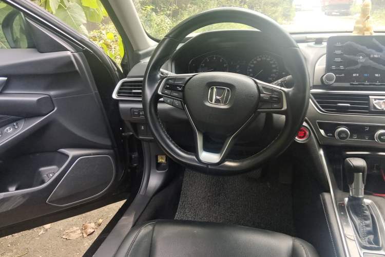 Used Honda Accord 2018 260TURBO Elite Edition China VI Steering Wheel