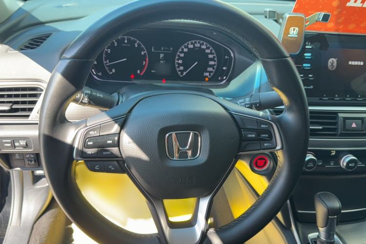 Used Honda Accord 2018 260TURBO Elite Edition China VI Steering Wheel