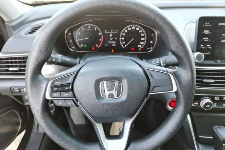 Used Honda Accord 2018 230TURBO Comfort Edition China VI Emission Standard Steering Wheel