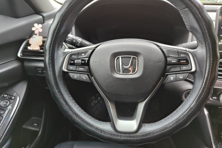 Used Honda Accord 2018 260TURBO Luxury Edition China V Emission Standard Steering Wheel