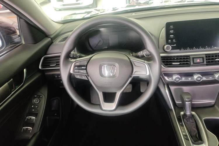 Used Honda Accord 2018 230TURBO Comfort Edition China VI Emission Standard Steering Wheel
